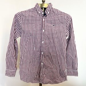 Snazzy Vineyard Vines cotton gingham button down!